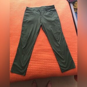ABC classic-fit pant 32” *Warpsteme.  Colour green